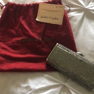 Judith Leiber clutch w/chain